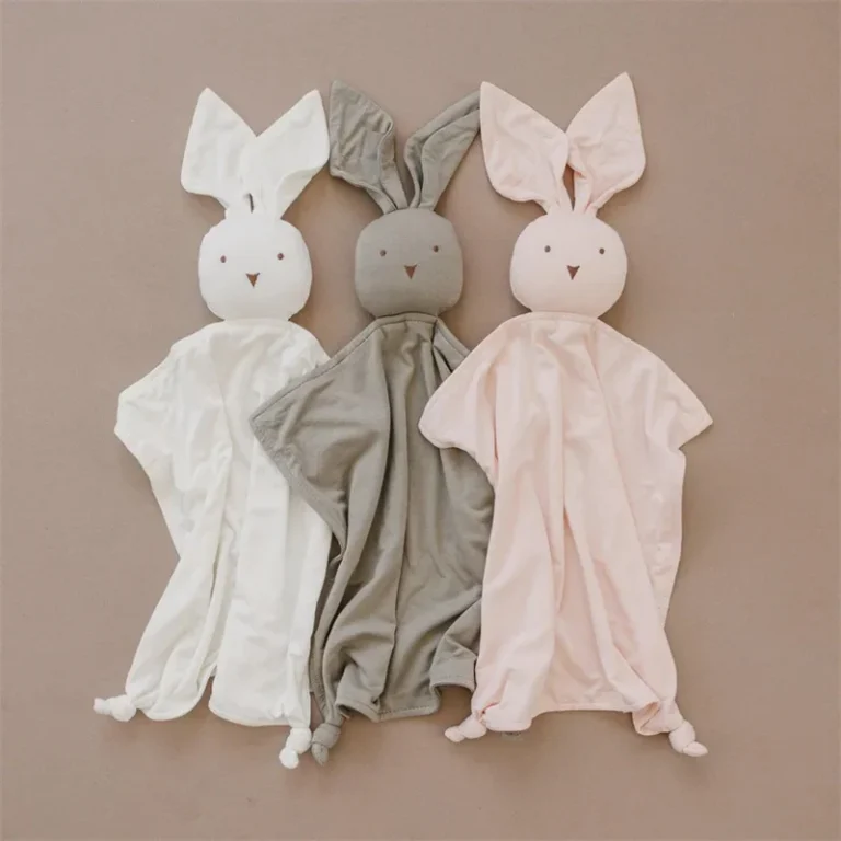 China Eco-Conscious Manufacturers Wholesale Bamboo Clothes Whatnot Ready White-Label Manuf