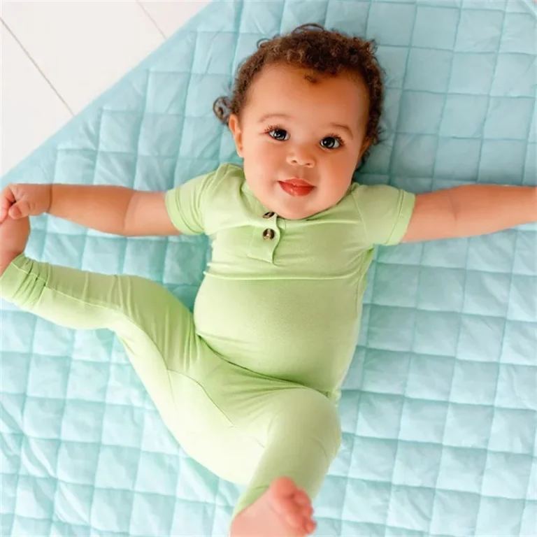Mass Production Baby Onesies Zipper Elite Garment Suppliers Scalable Solutions for Big Bra