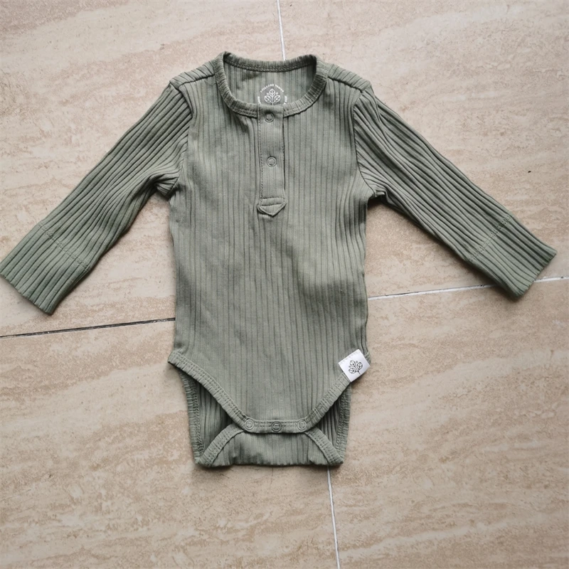 Eco-friendly bamboo t-shirts in bulk for B2B wholesale – sustainable, soft, and perfect for conscious business apparel collections.