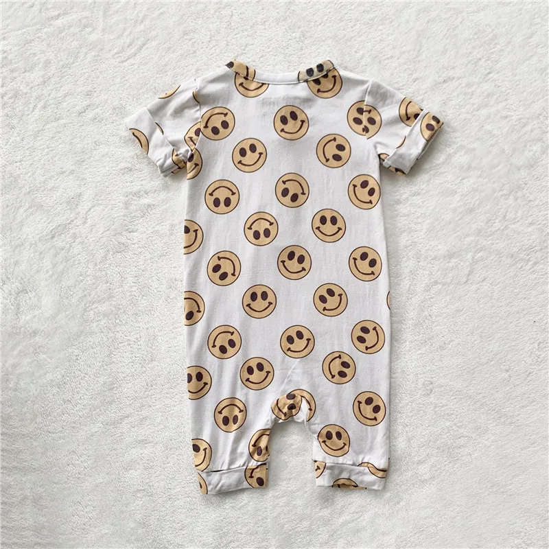 Comfortable and stylish sleepwear shorts for wholesale buyers, designed for premium quality and bulk purchase opportunities in the B2B market.