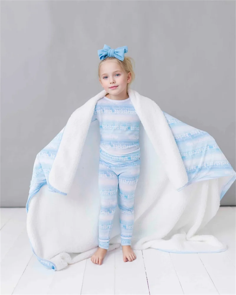 Premium bamboo comforter by 65 85, perfect for B2B wholesale. Eco-friendly, lightweight, and ideal for luxury bedding businesses.