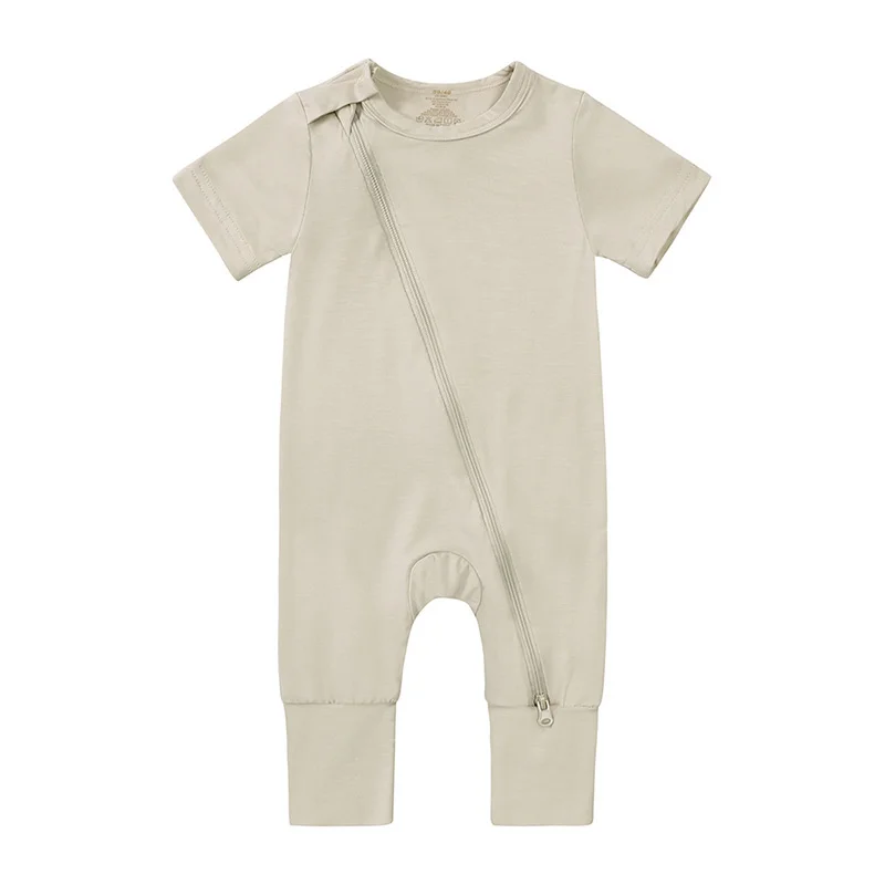 Adorable baby rompers pajamas in bulk for wholesalers. Soft, cozy fabrics perfect for retailers seeking quality infant sleepwear collections.