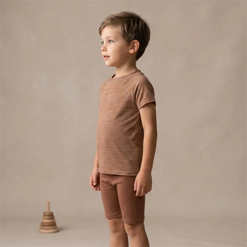 Wholesale bamboo baby clothes for girls – eco-friendly, soft, and stylish apparel perfect for retailers seeking sustainable children's fashion.