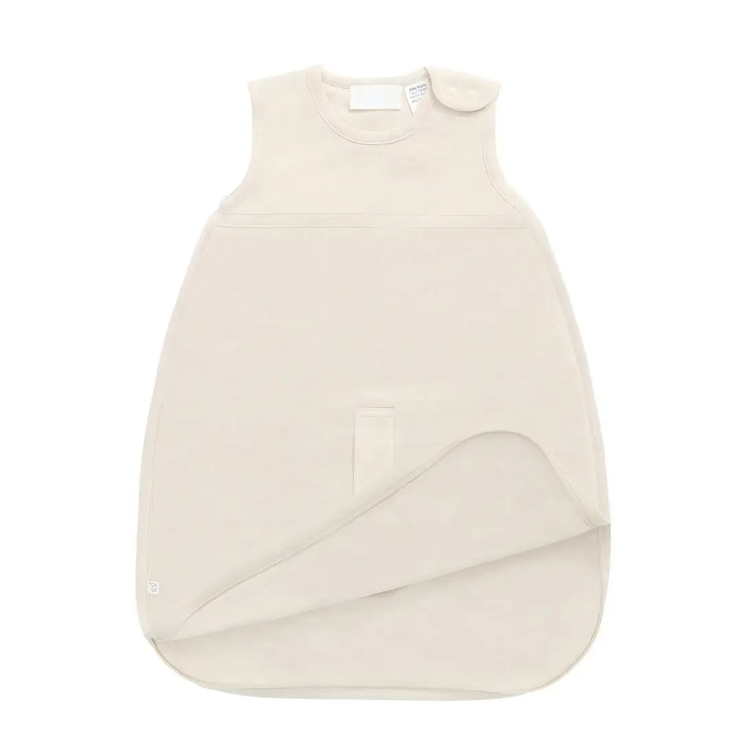 Adorable baby romper with ruffle design, perfect for B2B wholesale retailers seeking trendy and high-quality infant apparel for resale.