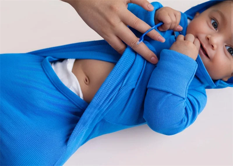 Eco-friendly custom bamboo baby clothes in bulk, ideal for B2B wholesale. Soft, sustainable, and perfect for retailers seeking premium baby apparel.