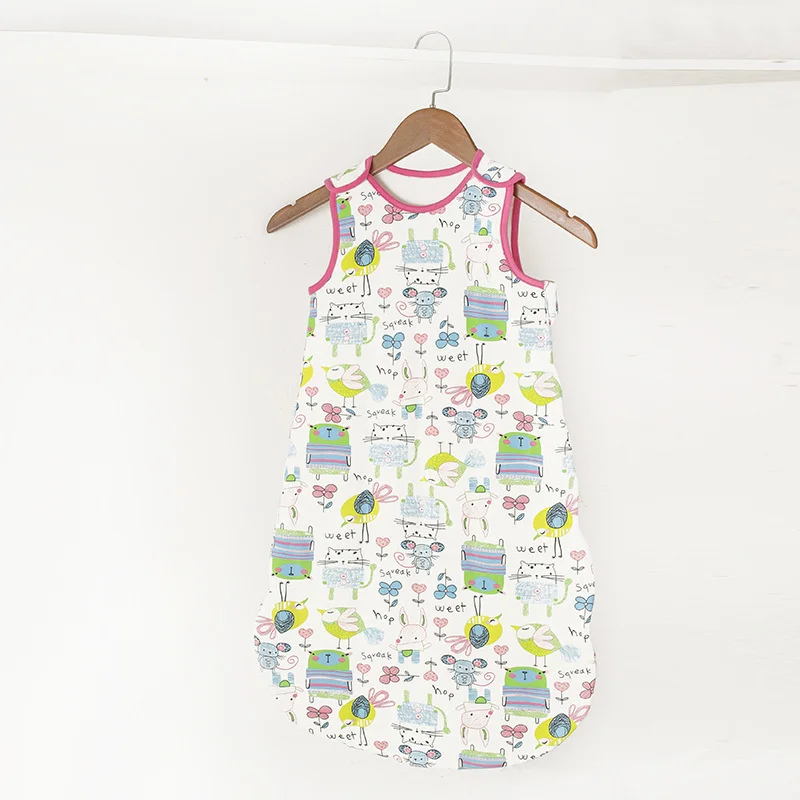 Wholesale baby rompers set in assorted colors and designs, perfect for retailers seeking high-quality infant apparel at bulk prices.