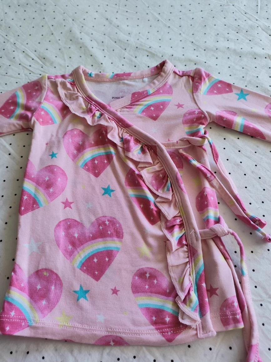 Adorable baby clothes rompers in various styles and colors, ideal for B2B wholesale buyers seeking high-quality infant apparel.