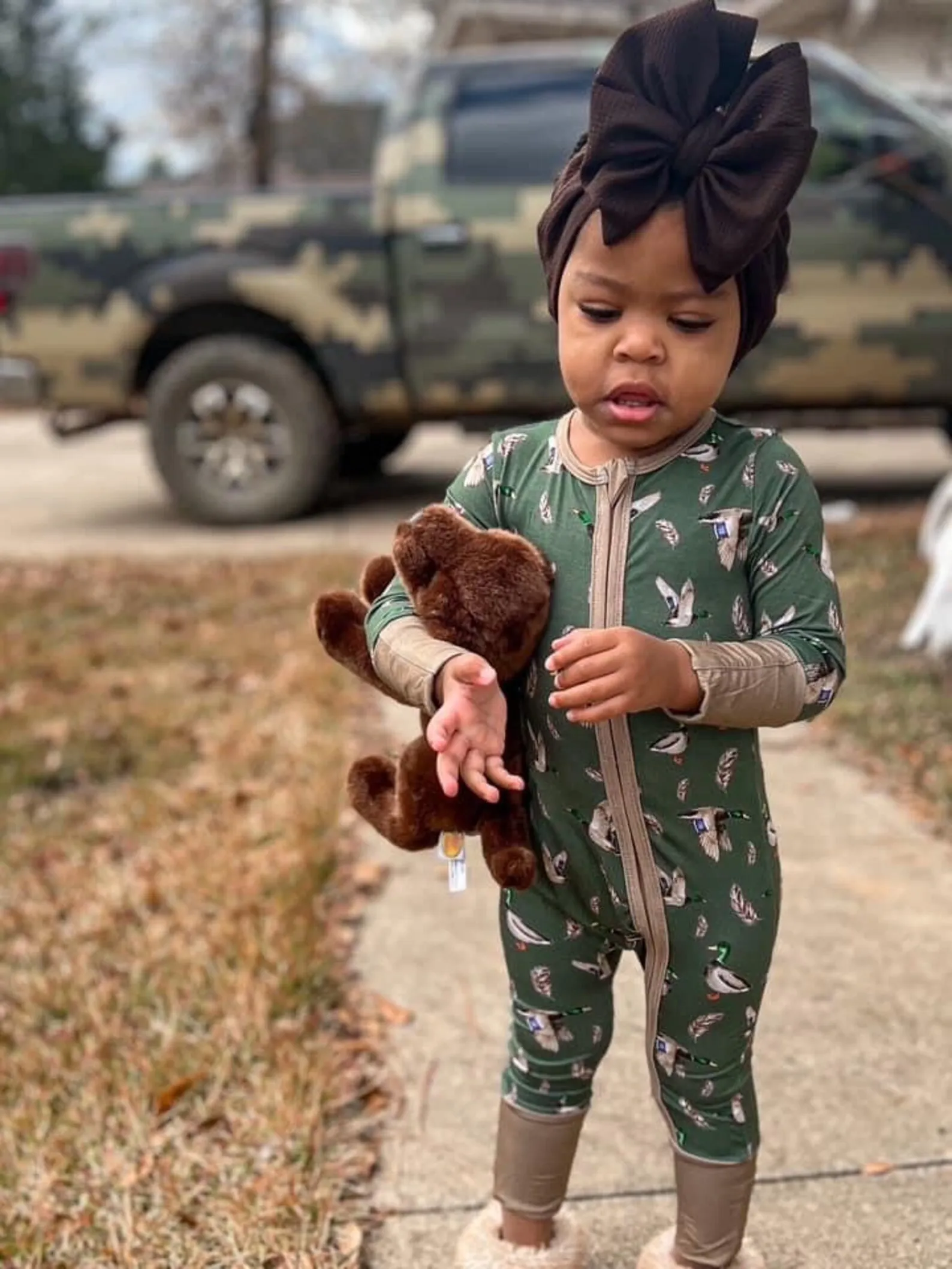 Wholesale Disney bamboo 2-piece toddler pajamas - soft, eco-friendly sleepwear perfect for retailers seeking premium kids' clothing collections.