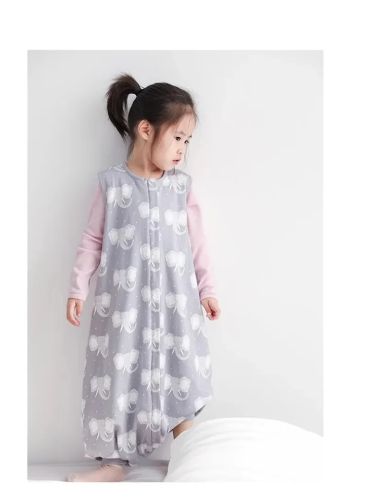 China Elite Garment Suppliers Wholesale Bamboo Pajamas Mystery Box 100 Pieces Fast Lead-Ti