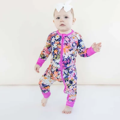 Custom Low MOQ Wholesale Bamboo Baby Rompers Baby Cloths Footie Pajamas Zip Newborn Clothes Onesie for 0-12 Months Girls Boys