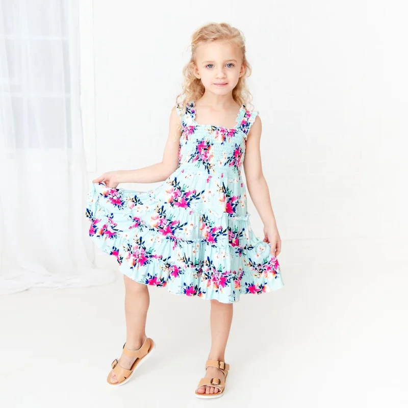 Wholesale plain bamboo pajamas with collared design for families – sustainable, comfortable sleepwear perfect for retailers and bulk buyers.